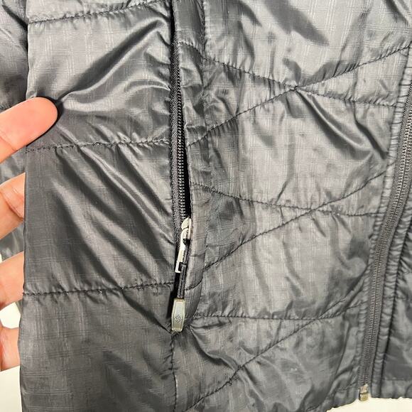 Columbia Women's Black Puffer Jacket - Picture 8 of 11